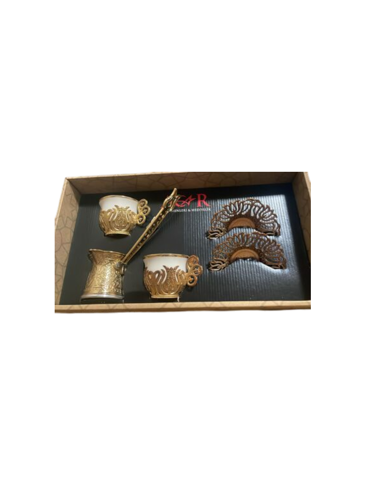 Стаканы для кофе + блюдца + турка для варки кофе в белом цвете 
